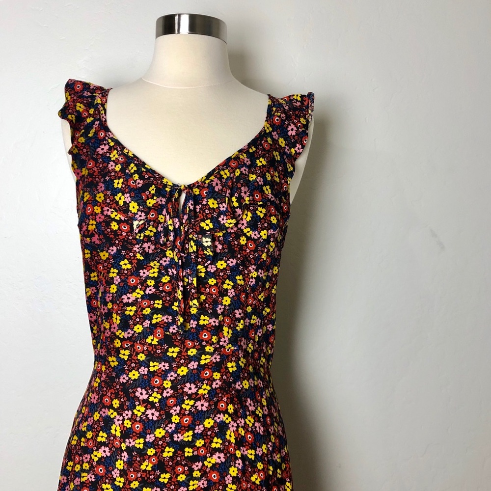 Floral Blossoms Ruffled Shift Dress - Picture 3 of 7